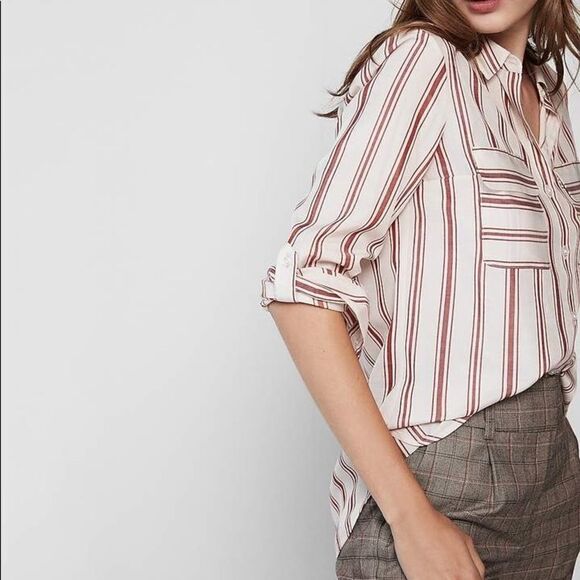 ✨ HP✨Stripe Button Front City Shirt✨ - Picture 2 of 9
